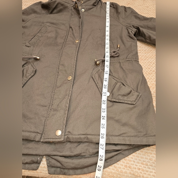 Collectionb New York Women’s Parka Jacket size L, Olive Green, Drawstring Waist - Picture 11 of 12
